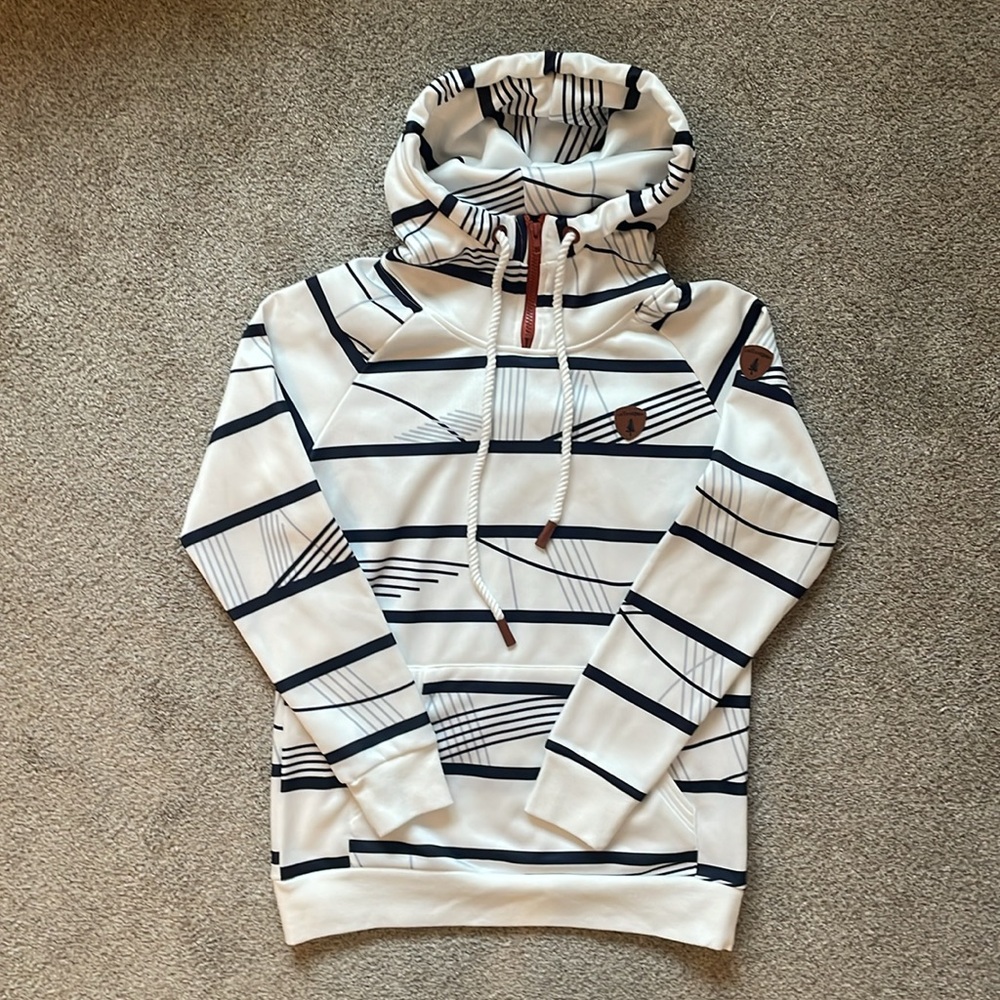 Wanakome Hoodie